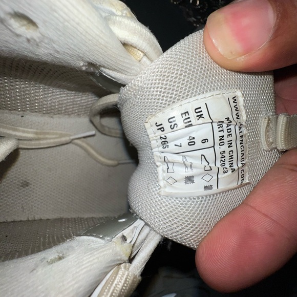 BALENCIAGA
Off-White Track Sneakers - Picture 2 of 10